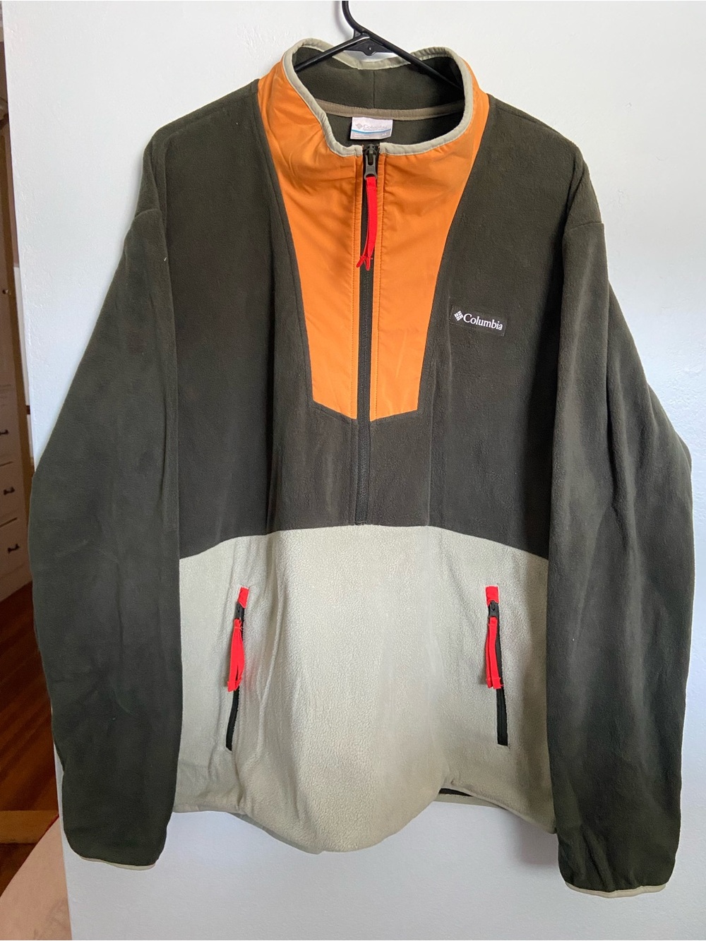 Columbia Men's Olive Green & Orange Colorblock Fleece Pullover